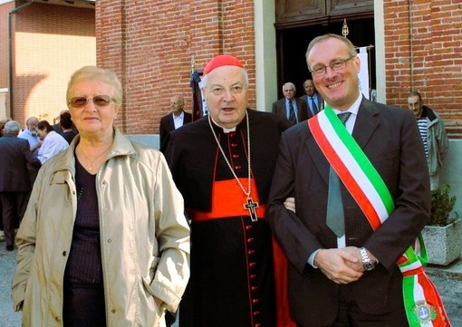 L'ultimo incontro con il cardinal Sodano e con il figlio Paolo a Soglio in occasione di una visita al coetaneo di studi don Luigi Boeri L'ultimo incontro con il cardinal Sodano e con il figlio Paolo a Soglio in occasione di una visita al coetaneo di studi don Luigi Boeri