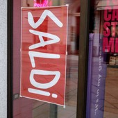Parte oggi la stagione dei saldi estivi ad Asti
