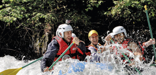 Le piogge rilanciano il rafting in Valle Stura: condizioni ideali sul fiume, riparte la stagione delle discese