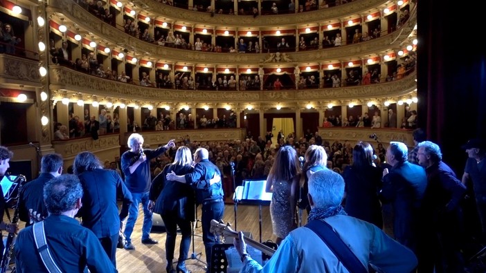 La Cerot band durante un concerto al teatro Alfieri (Foto Facebook)