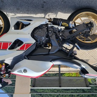 Scarichi per R7 con omologazione: prezzi, sound e certificazioni
