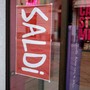 Parte oggi la stagione dei saldi estivi ad Asti
