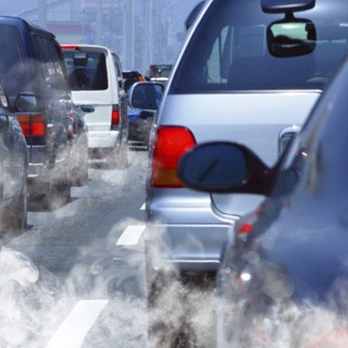 Blocco diesel Euro 5: in bilico lo stop dal 1° ottobre in Piemonte, Lombardia, Veneto ed Emilia-Romagna