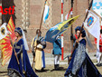 Le immagini della sfilata di Castell'Alfero (Merphefoto)