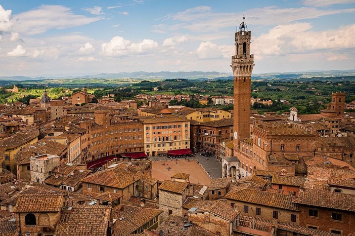 Siena, estratte le Contrade per il Palio di Provenzano