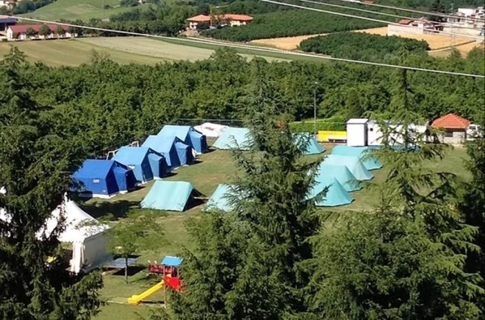 &quot;Sotto l’albero&quot;: torna a Perletto il campeggio estivo di Vedogiovane Asti
