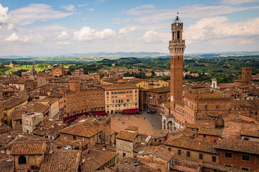 Siena, estratte le Contrade per il Palio di Provenzano