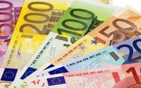 Piemonte, 12 milioni per il commercio: al via le domande per i fondi regionali