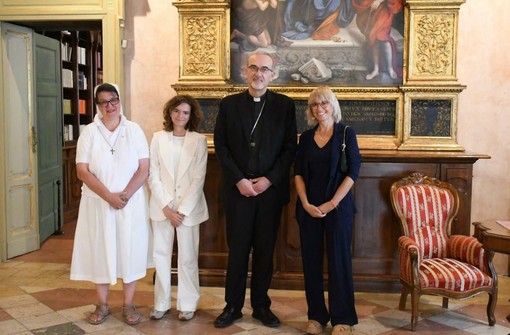 Suor Paola, Benedetta, il cardinale e la mamma di Benedetta Suor Paola, Benedetta, il cardinale e la mamma di Benedetta