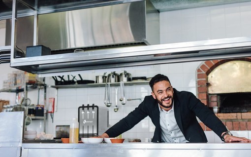 Nel servizio ristorante ogni secondo conta: anche la gestione dell’acqua fa la differenza Nel servizio ristorante ogni secondo conta: anche la gestione dell’acqua fa la differenza