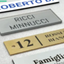 Targhe commemorative: come associazioni e Pro Loco celebrano volontari, anniversari e benefattori Targhe commemorative: come associazioni e Pro Loco celebrano volontari, anniversari e benefattori