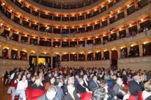 Importante appuntamento teatrale di solidarietà al Teatro Alfieri