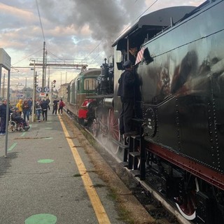 La Chivasso-Asti tra treni storici, tartufi, vino e nocciolini