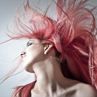 Le ultime tendenze nella colorazione dei capelli