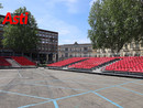 L'allestimento di piazza Alfieri (Merphefoto)
