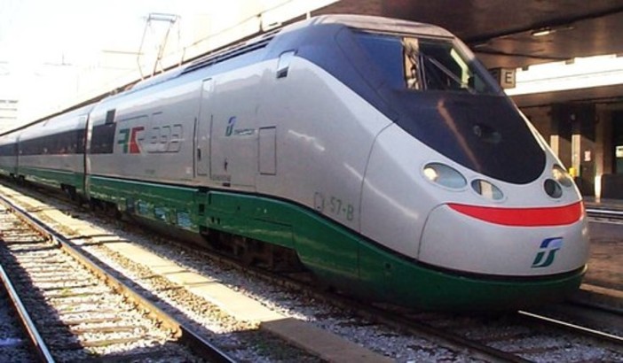 Treni, il rapporto Pendolaria promuove l'Asti-Milano ma boccia l'isolamento della Valle Belbo