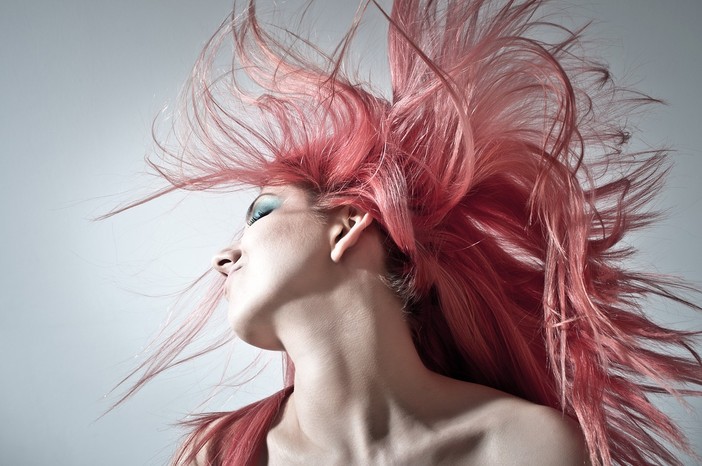 Le ultime tendenze nella colorazione dei capelli