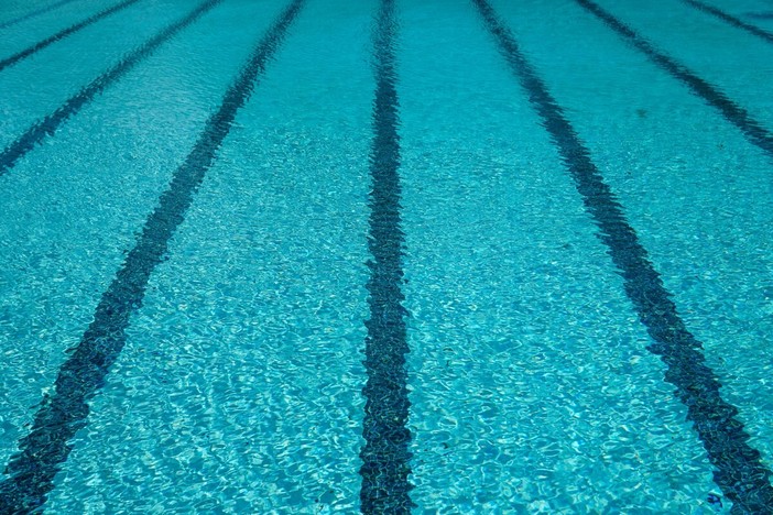 Inizia l'estate con i tuffi in piscina: diverse strutture aprono nel weekend Inizia l'estate con i tuffi in piscina: diverse strutture aprono nel weekend