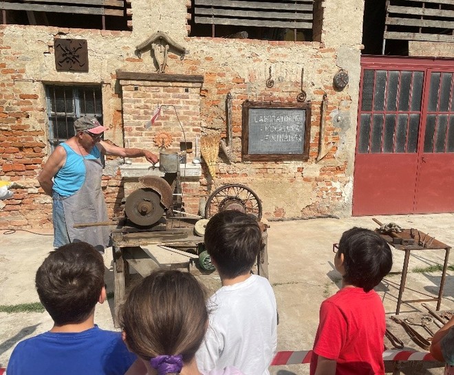 Alcune immagini della giornata passata in cascina