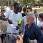 Alemanno esce dal carcere, ecco il brindisi della libertà Alemanno esce dal carcere, ecco il brindisi della libertà