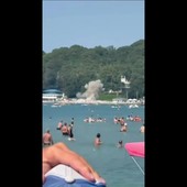 Ucraina, il drone colpisce il resort russo sul Mar Nero: 7 morti