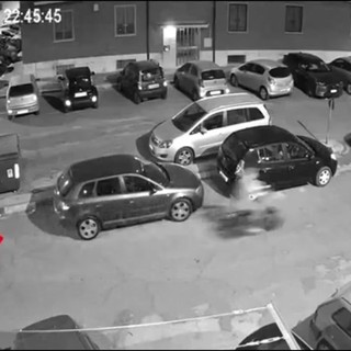 Omicidio Mongiello, il presunto killer agì in sella a bici: le immagini