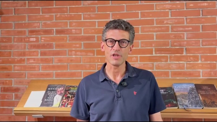 Il sindaco di Pistoia ricorda Guccini: "Un legame speciale con la città e la biblioteca" Il sindaco di Pistoia ricorda Guccini: "Un legame speciale con la città e la biblioteca"