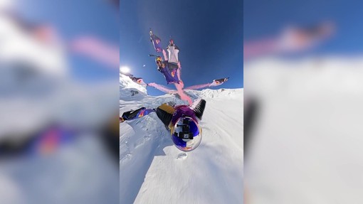 Il volo spettacolare di 8 piloti con tuta alare sopra il Monte Bianco