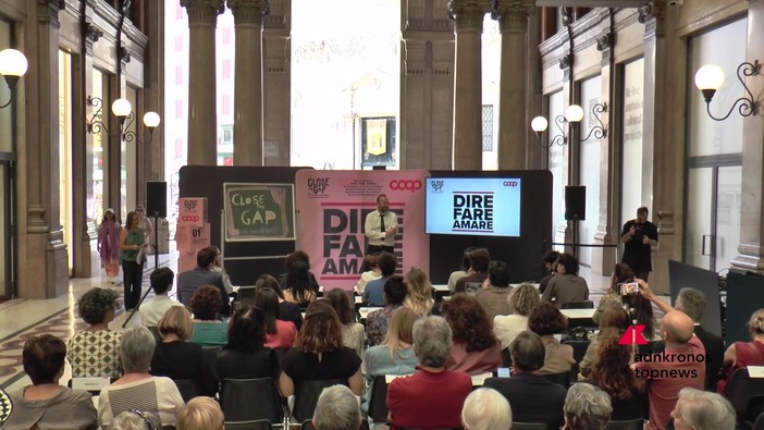 'Close the Gap', campagna Coop per la prima volta in un luogo pubblico a Roma