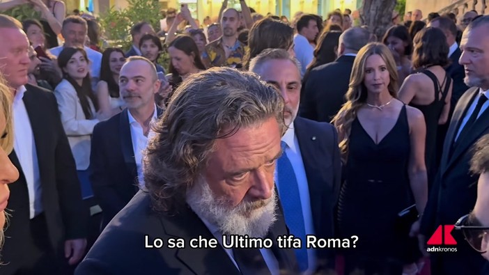 Russell Crowe: "Io sono un grande fan di Ultimo, tifa Roma ma lo perdono"