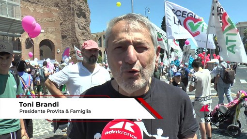 Pro Vita & Famiglia: Brandi, 'un figlio non toglie il futuro, un figlio è il futuro' Pro Vita & Famiglia: Brandi, 'un figlio non toglie il futuro, un figlio è il futuro'