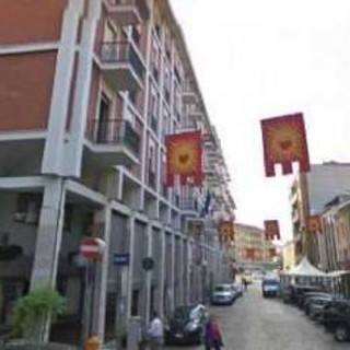 Emergenza sicurezza in via Cavour, dopo i furti anche una nuova rissa