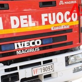 Fuoco e fumo in appartamento a Moncalvo per l'incendio di un materasso