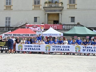 Alcuni momenti del partecipato raduno Alcuni momenti del partecipato raduno