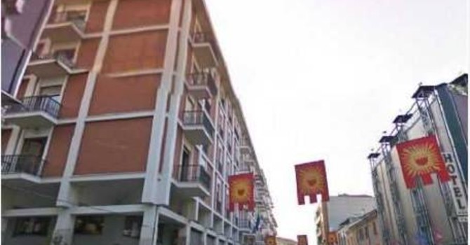 Emergenza sicurezza in via Cavour, dopo i furti anche una nuova rissa