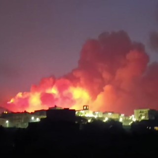 Agrigento, le fiamme avvolgono Santo Stefano Quisquina: decine di evacuati