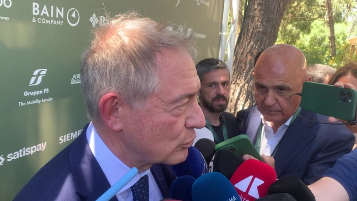 Ex Ilva, Urso: "Sequestro altoforno anomalia, già oltre 2 mld danni"