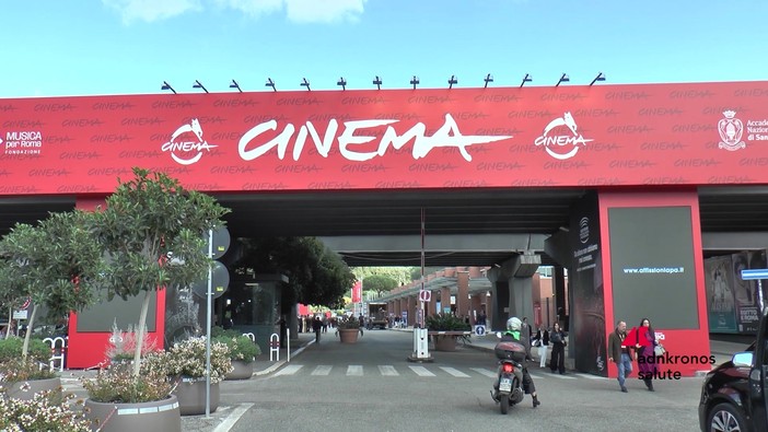 Vite in campo, un docufilm su storie di cura e gioco di squadre Vite in campo, un docufilm su storie di cura e gioco di squadre