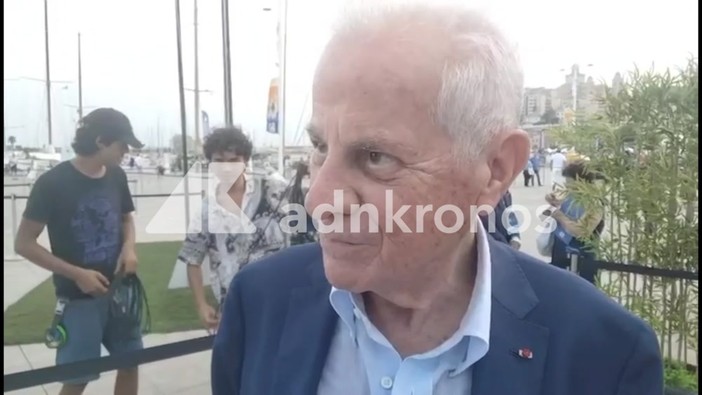 Scajola: "Mondiale 12 metri a Imperia passaggio di testimone all'America's Cup a Napoli" Scajola: "Mondiale 12 metri a Imperia passaggio di testimone all'America's Cup a Napoli"