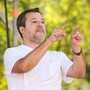 Carburanti, Salvini: "Il costo non calerà a breve, quindi o ti rassegni o ti attrezzi"