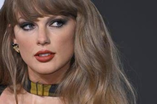 Taylor Swift si riprende i suoi album: &quot;Ora tutto quello che ho scritto è mio&quot;