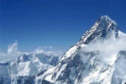 Nepal, ritrovati corpi cinque alpinisti dispersi dopo valanga a novembre: tra loro due italiani Nepal, ritrovati corpi cinque alpinisti dispersi dopo valanga a novembre: tra loro due italiani
