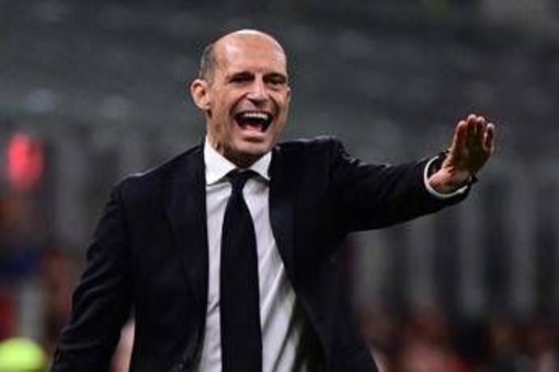 Milan, Allegri: "Sono io il responsabile". Tare: "Tifosi hanno diritto di protestare" Milan, Allegri: "Sono io il responsabile". Tare: "Tifosi hanno diritto di protestare"