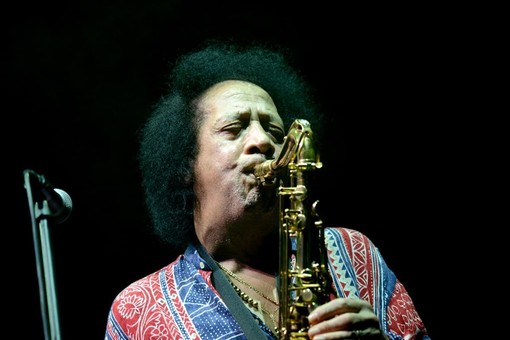 Lutto nel mondo della musica, morto a 80 anni James Senese Lutto nel mondo della musica, morto a 80 anni James Senese