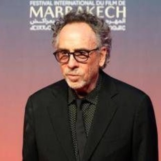 Tim Burton presenta 'Mercoledì 2' in Italia, l'incontro con i ragazzi del Giffoni Film Festival