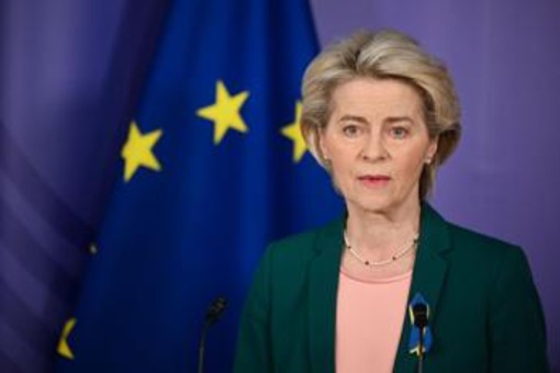 Von der Leyen presenta piano per riarmare l'Europa: &quot;Dobbiamo difenderci&quot;
