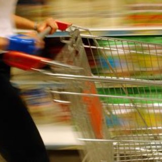 Inflazione torna a salire, a marzo +0,4: carrello della spesa +2,1%