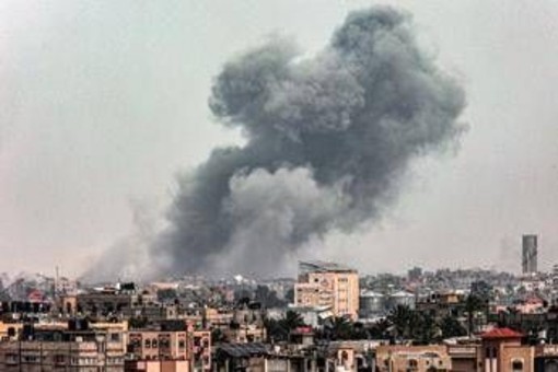 Gaza, Italia disponibile ad accogliere Adam: è l'unico fratellino sopravvissuto a raid israeliano