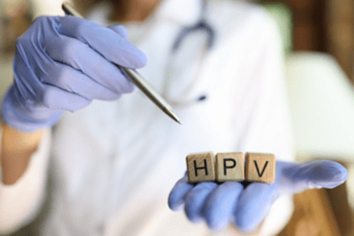 Tumori, esperti: &quot;Hpv responsabile tra i maschi di oltre 2.400 casi l’anno in Italia&quot;