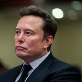 Musk, patrimonio record: è il primo a superare 500 miliardi